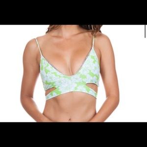 Acacia Neon Magnolia Haku Top